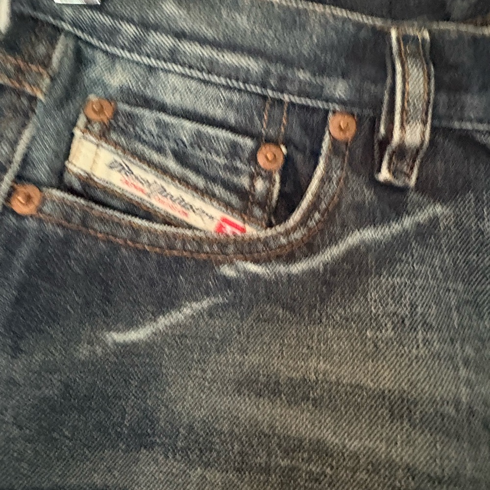 Deisel Women’s Jeans size 31. Low rise bootcut - Picture 3 of 7